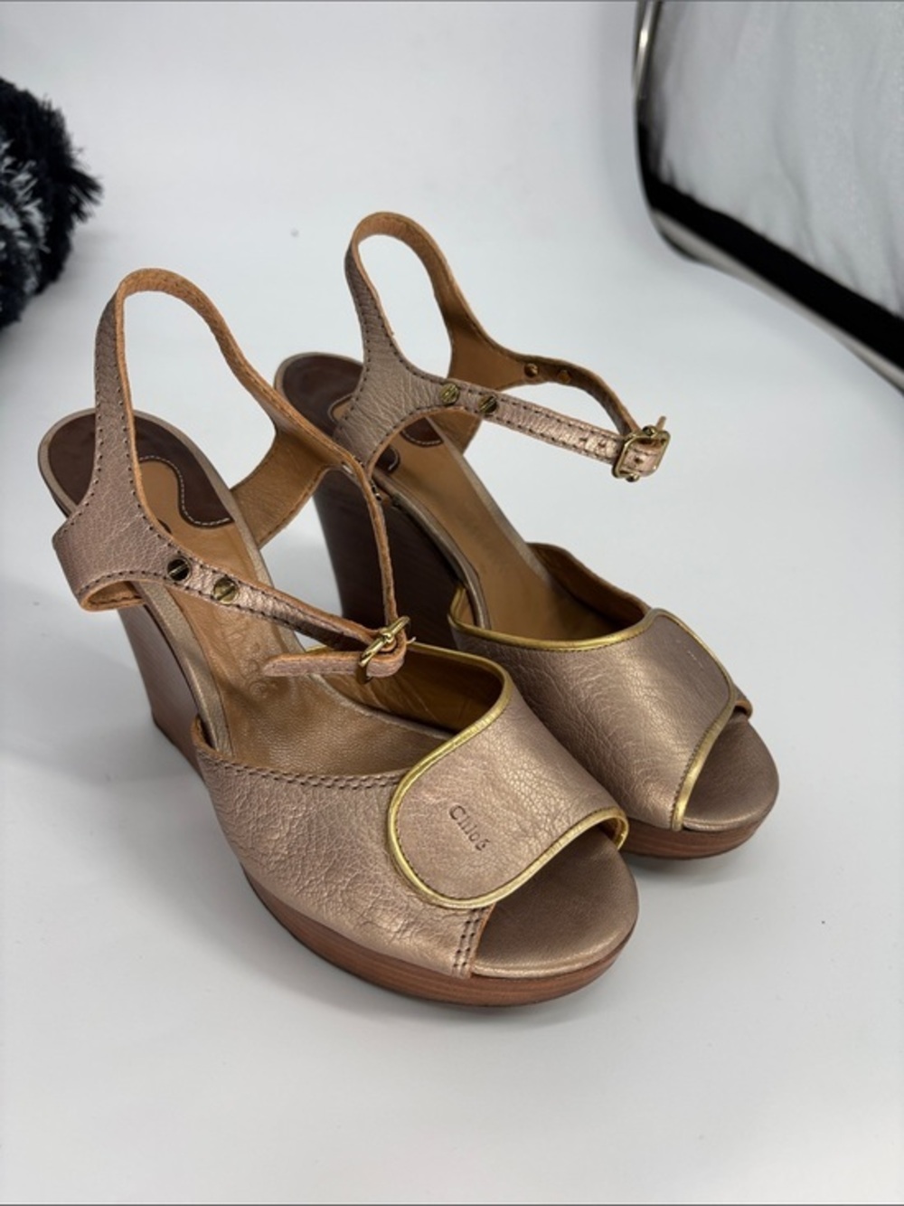 Chloe leather Metallic Peep Toe Ankle Strap Wooden Wedge rare sandal shoes 36
